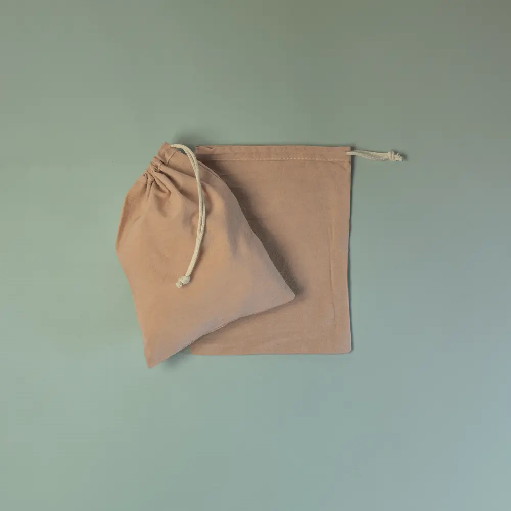 Bolsa 20x25 cm Tela Tusor 100% Algodón Rosa - Cierre de Ahorque Cordón Crudo - 1
